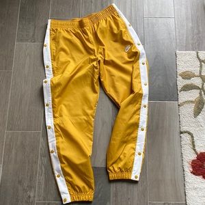 Nike Mens Large Tearaway track basketball running pants yellow / gold